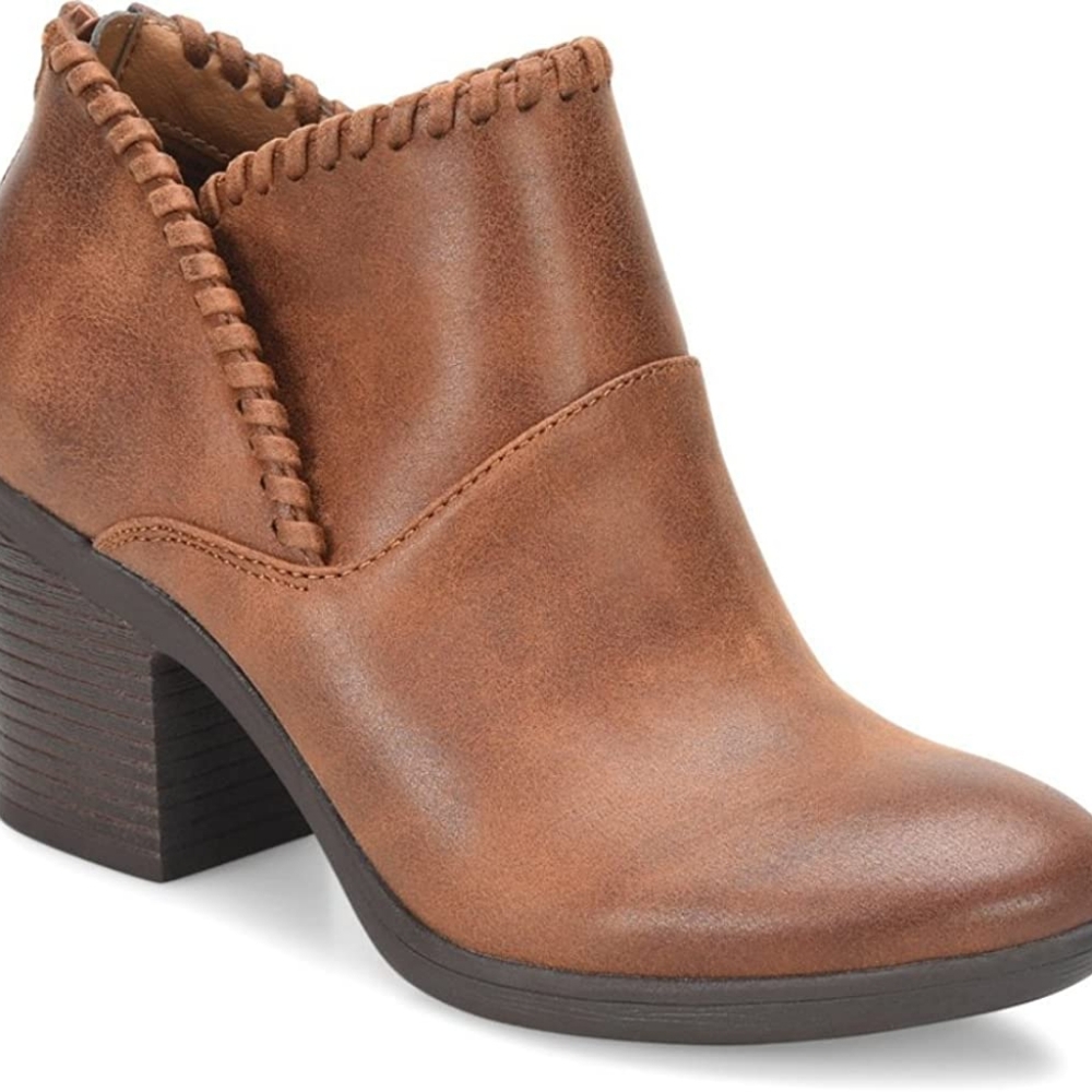 🎉Make an offer Slip On Ankle Boot